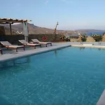 Hotel Myconian Crown