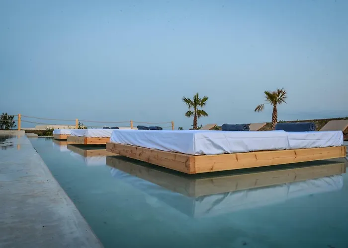 Myconian Crown Hotel