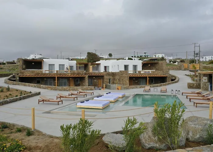 Myconian Crown Hotel 4*