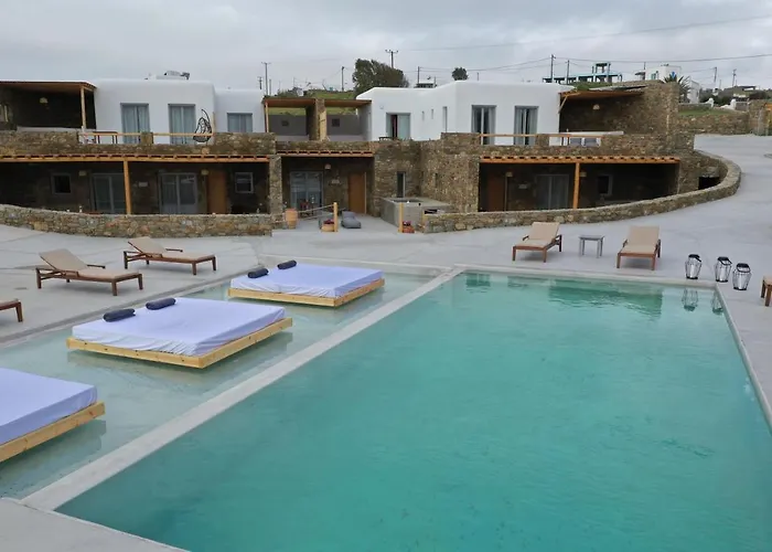 Myconian Crown Hotel