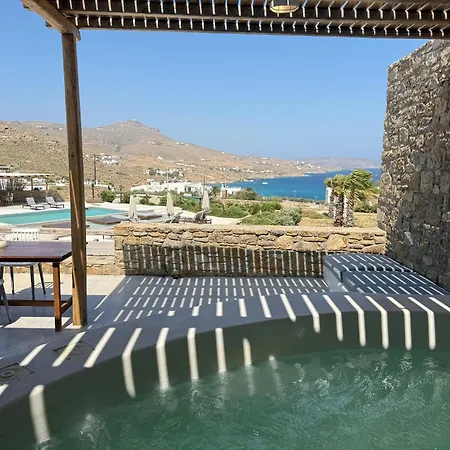 Myconian Crown By Mr And Mrs White 4*