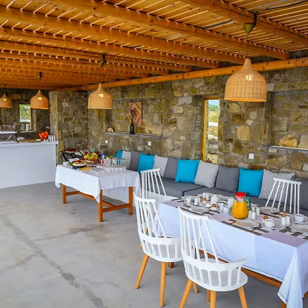 Myconian Crown 酒店 4*