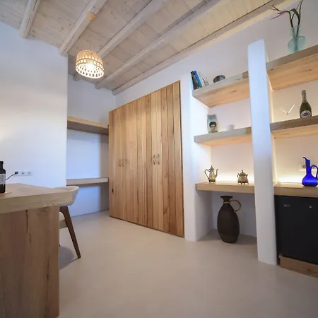 Myconian Crown 4* كالافاتيس