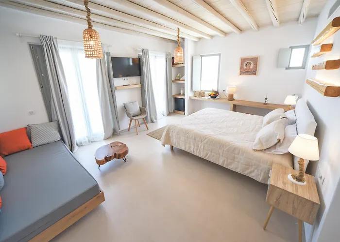 Ξενοδοχείο Myconian Crown 4*