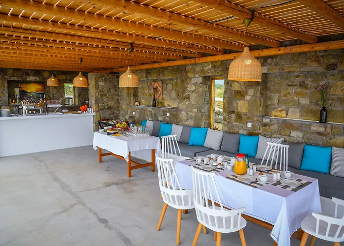 Myconian Crown Ξενοδοχείο 4*