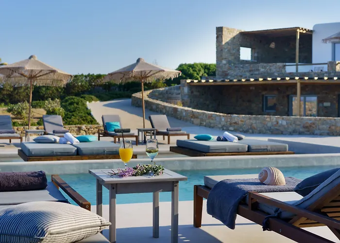 Hotel Myconian Crown