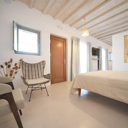 Myconian Crown ホテル カラファティス