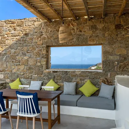 Myconian Crown ホテル カラファティス