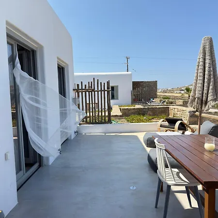 Hotel Myconian Crown