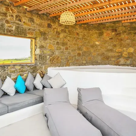 Myconian Crown By Mr And Mrs White 4*