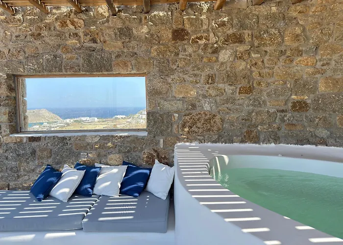 Hotel Myconian Crown